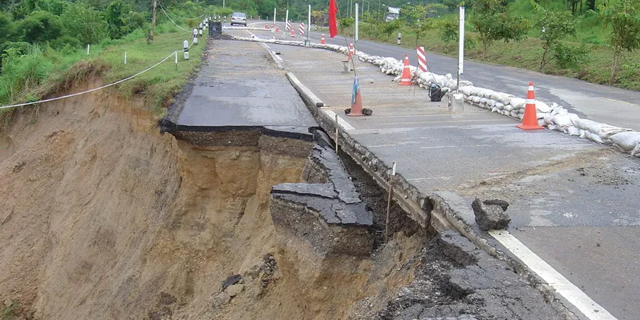 Illustrative image of Road embankment design in Drummondville